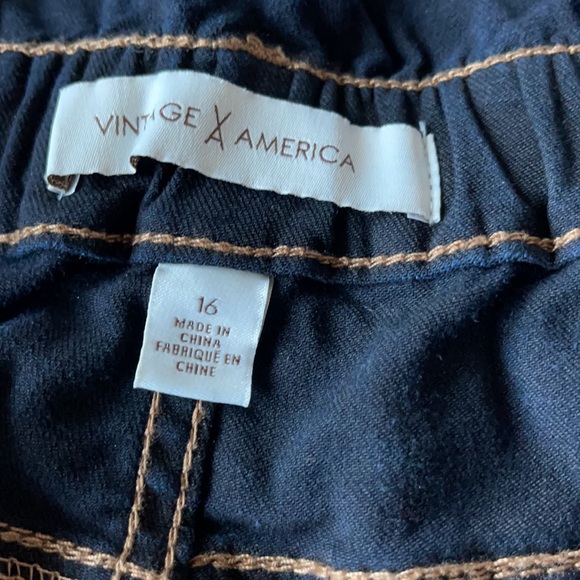 Pants - Picture 5 of 10